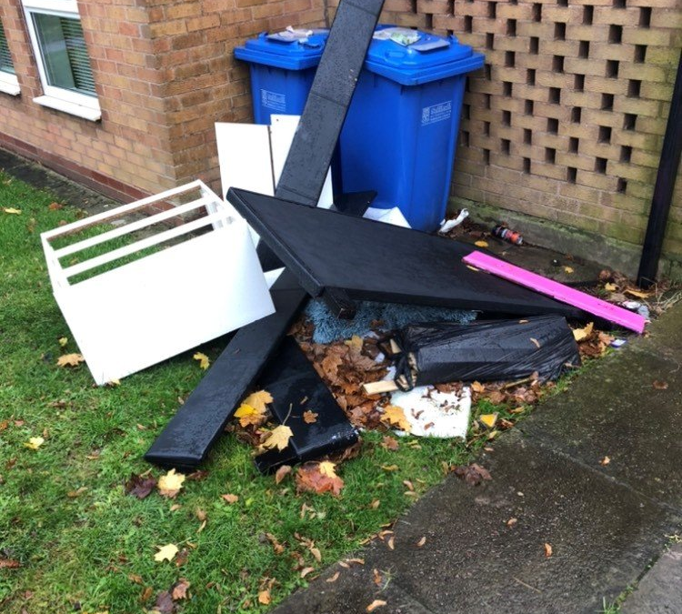 Common Types of Rubbish and How to Dispose of Them Properly